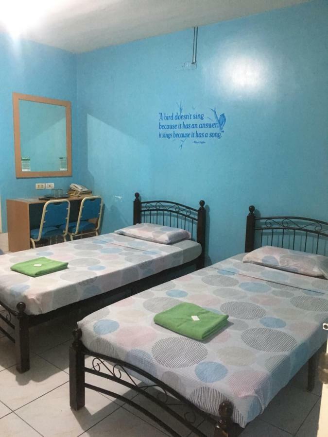Hotel Cebu Elicon House Extérieur photo