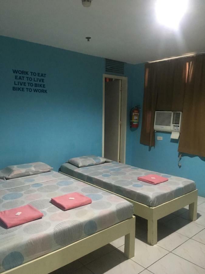 Hotel Cebu Elicon House Extérieur photo